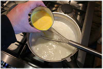 Infusion de safran avec le lait : Ruche Est Toulouse