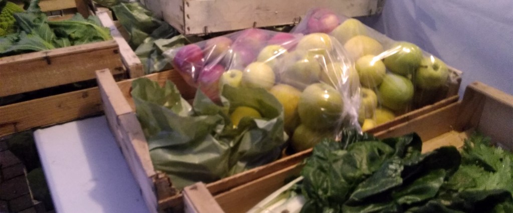 Fruits et légumes de saison à la Ruche de Flourens.