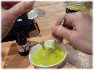 Vitamine E pour la crème à l'huile-chanvre : Les Ateliers en Herbe